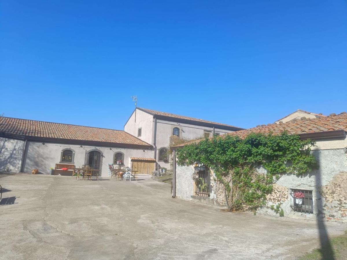 Il Tanaceto Hotel Castiglione De Sicilia Bagian luar foto